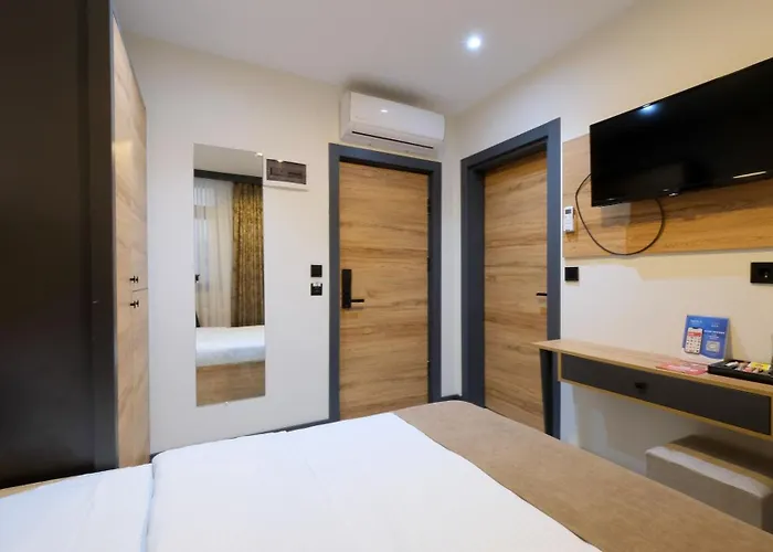 Hotel Sirius Deluxe 4*